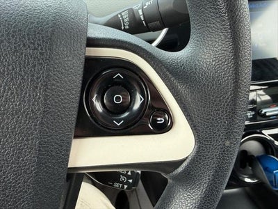 2016 Toyota Prius 5dr HB (Natl)