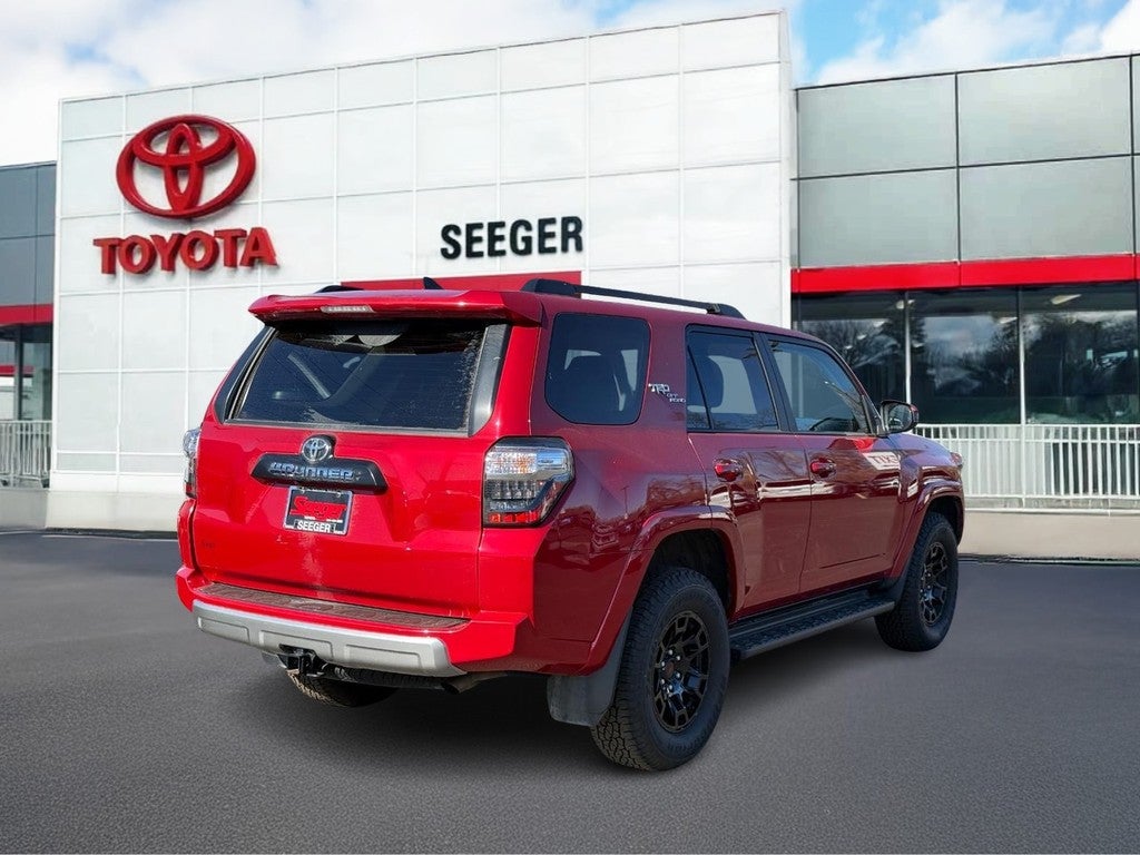 2024 Toyota 4Runner TRD Off Road 4WD (Natl)