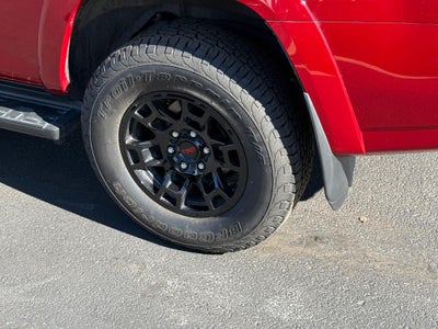 2024 Toyota 4Runner TRD Off Road 4WD (Natl)