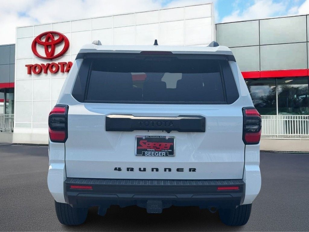 2026 Toyota 4Runner SR5