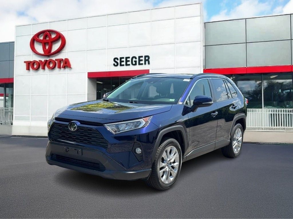 2019 Toyota RAV4 XLE Premium