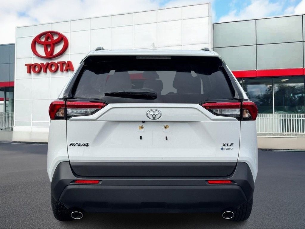 2025 Toyota RAV4 Hybrid XLE