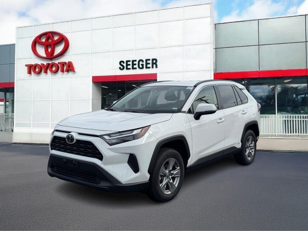 2025 Toyota RAV4 Hybrid XLE