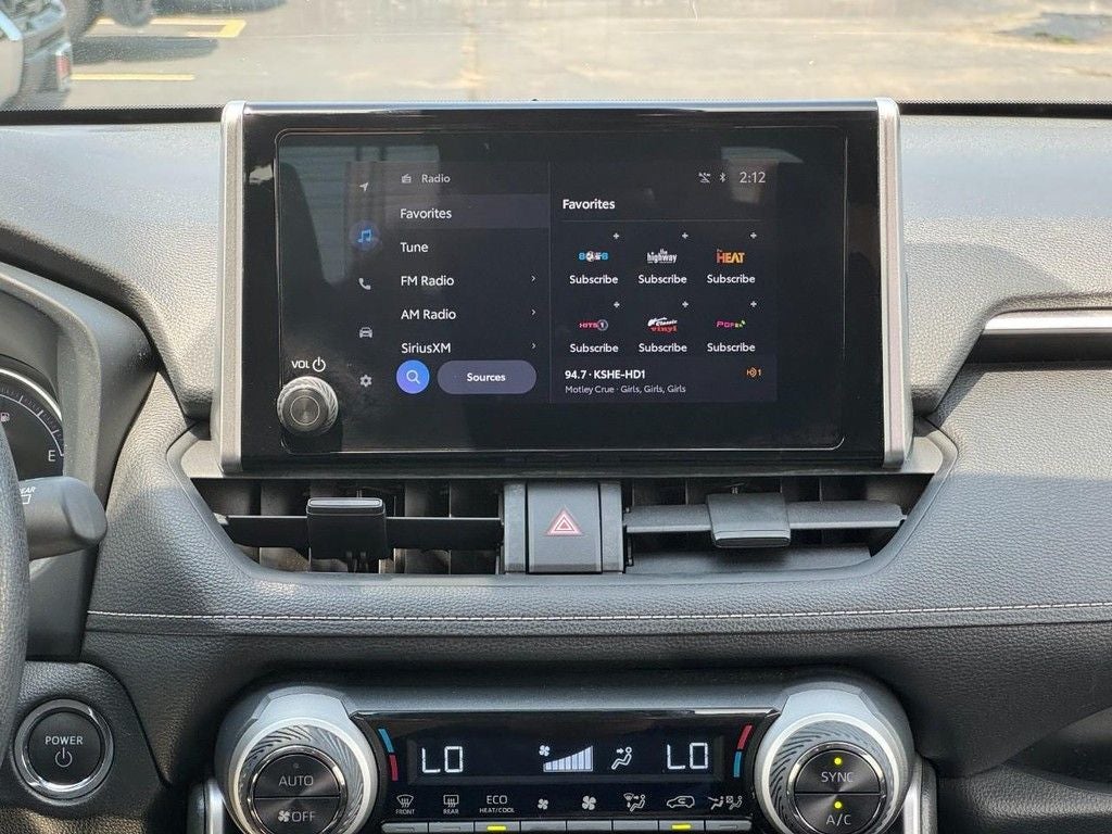 2025 Toyota RAV4 Hybrid XLE