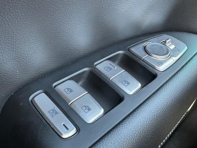 2025 Genesis G70 2.5T AWD