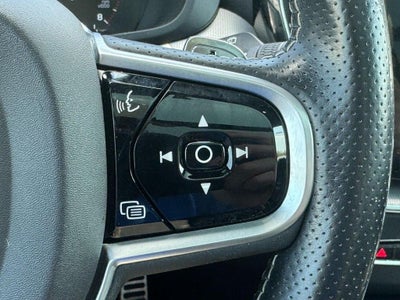 2018 Volvo XC60 T6 R-Design