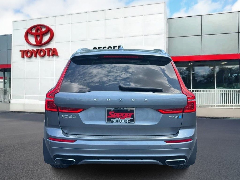 2018 Volvo XC60 T6 R-Design