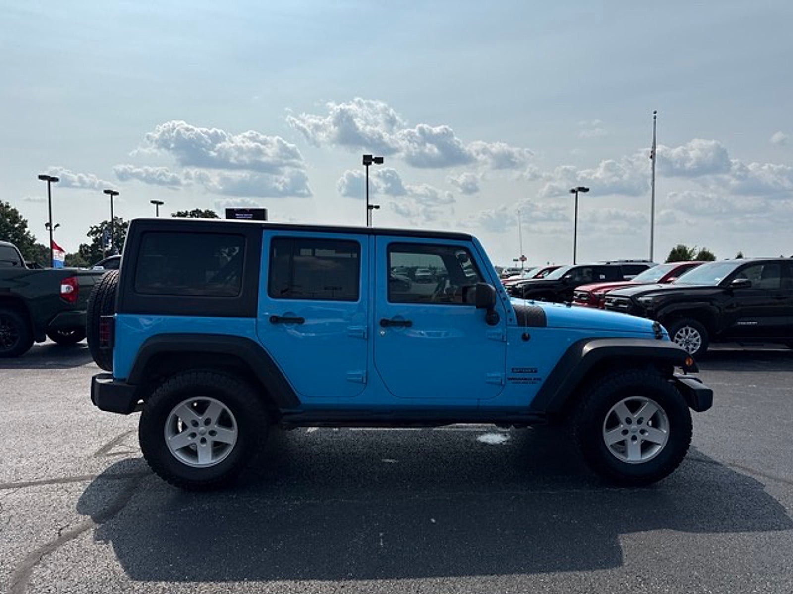 2017 Jeep Wrangler Unlimited Sport