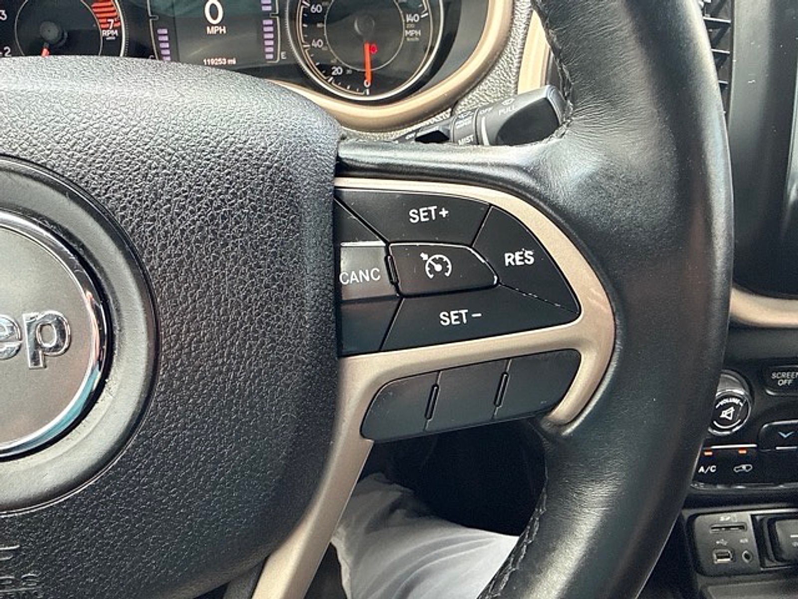 2017 Jeep Cherokee Latitude FWD