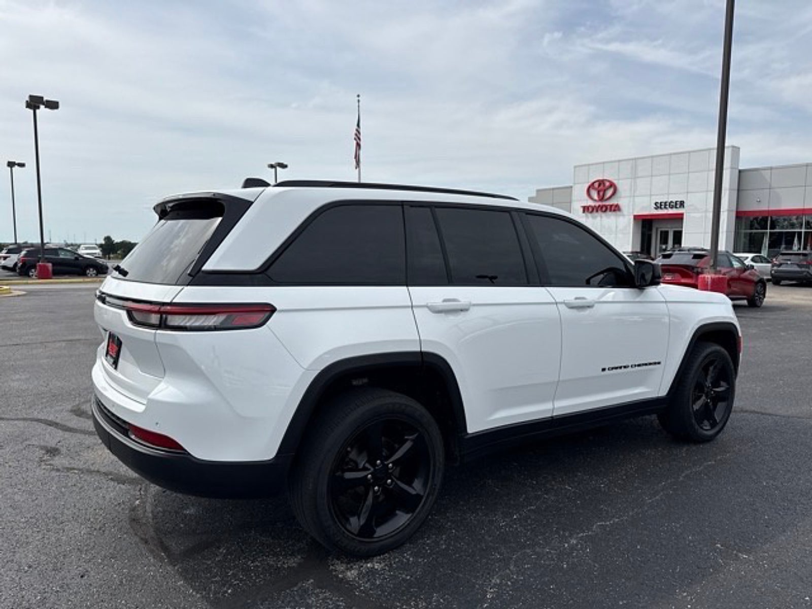 2023 Jeep Grand Cherokee Altitude 4x4