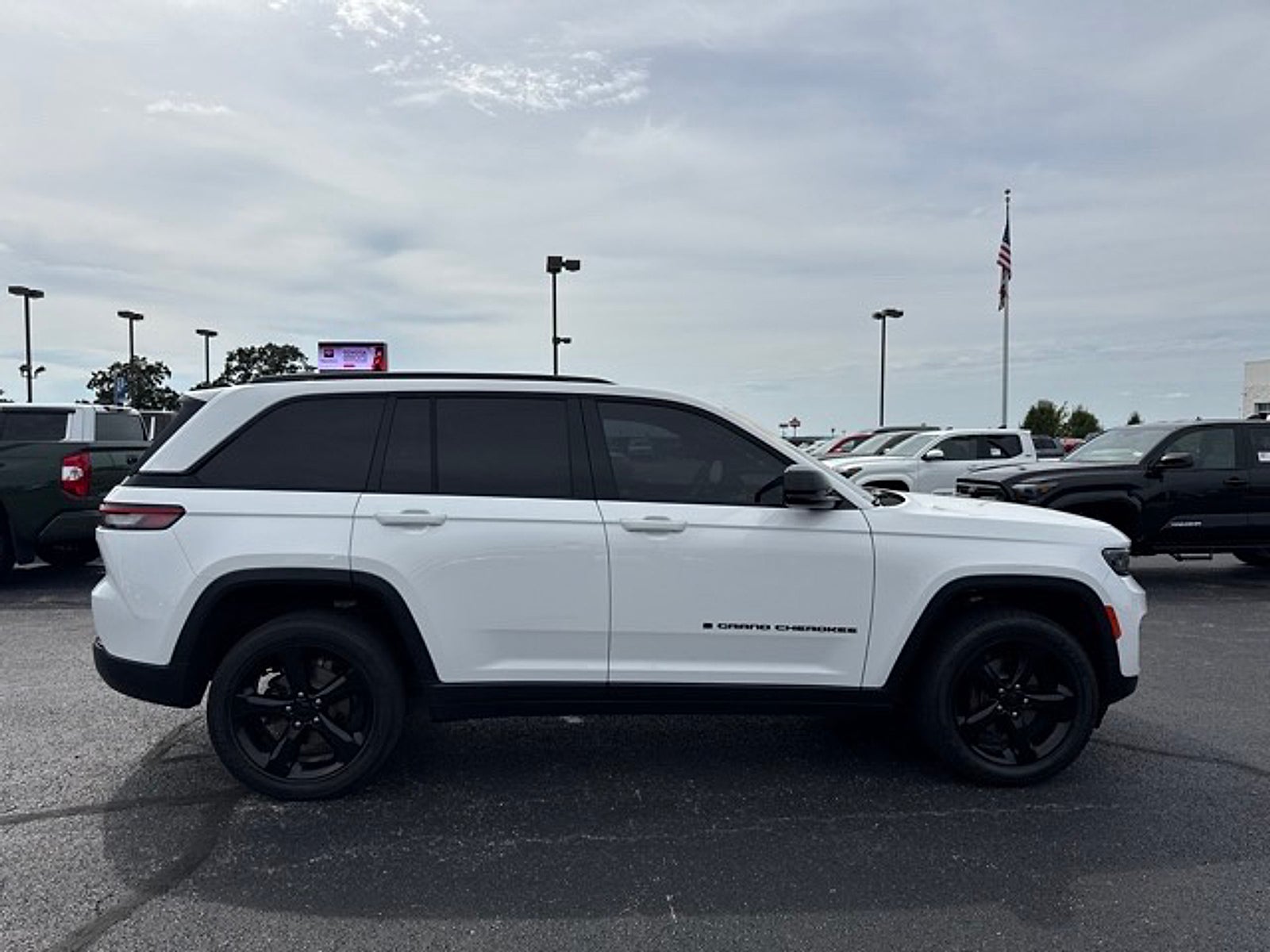2023 Jeep Grand Cherokee Altitude 4x4