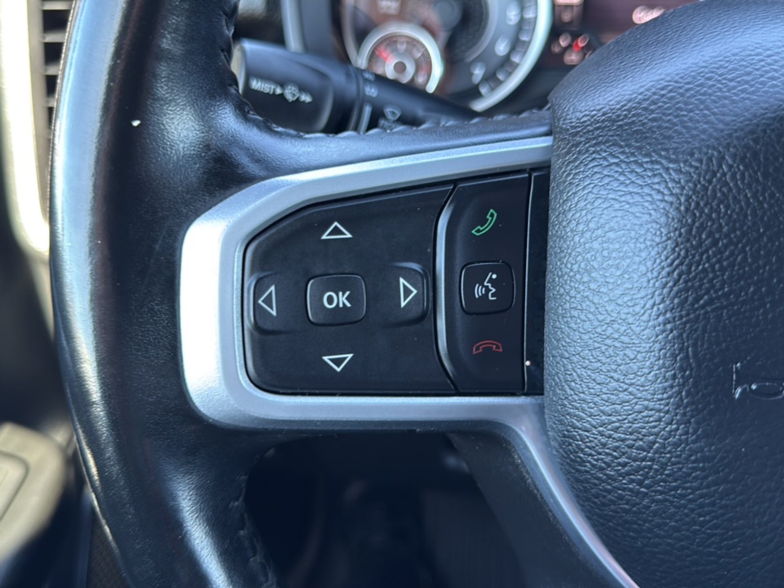 2022 RAM 1500 Big Horn Quad Cab 4x4 6'4 Box