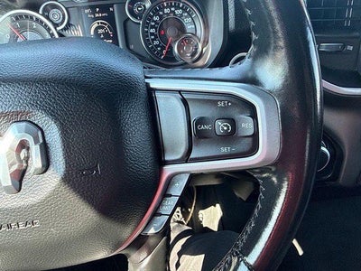 2022 RAM 1500 Big Horn Crew Cab 4x4 5'7" Box