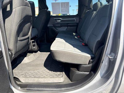 2022 RAM 1500 Big Horn Crew Cab 4x4 5'7" Box