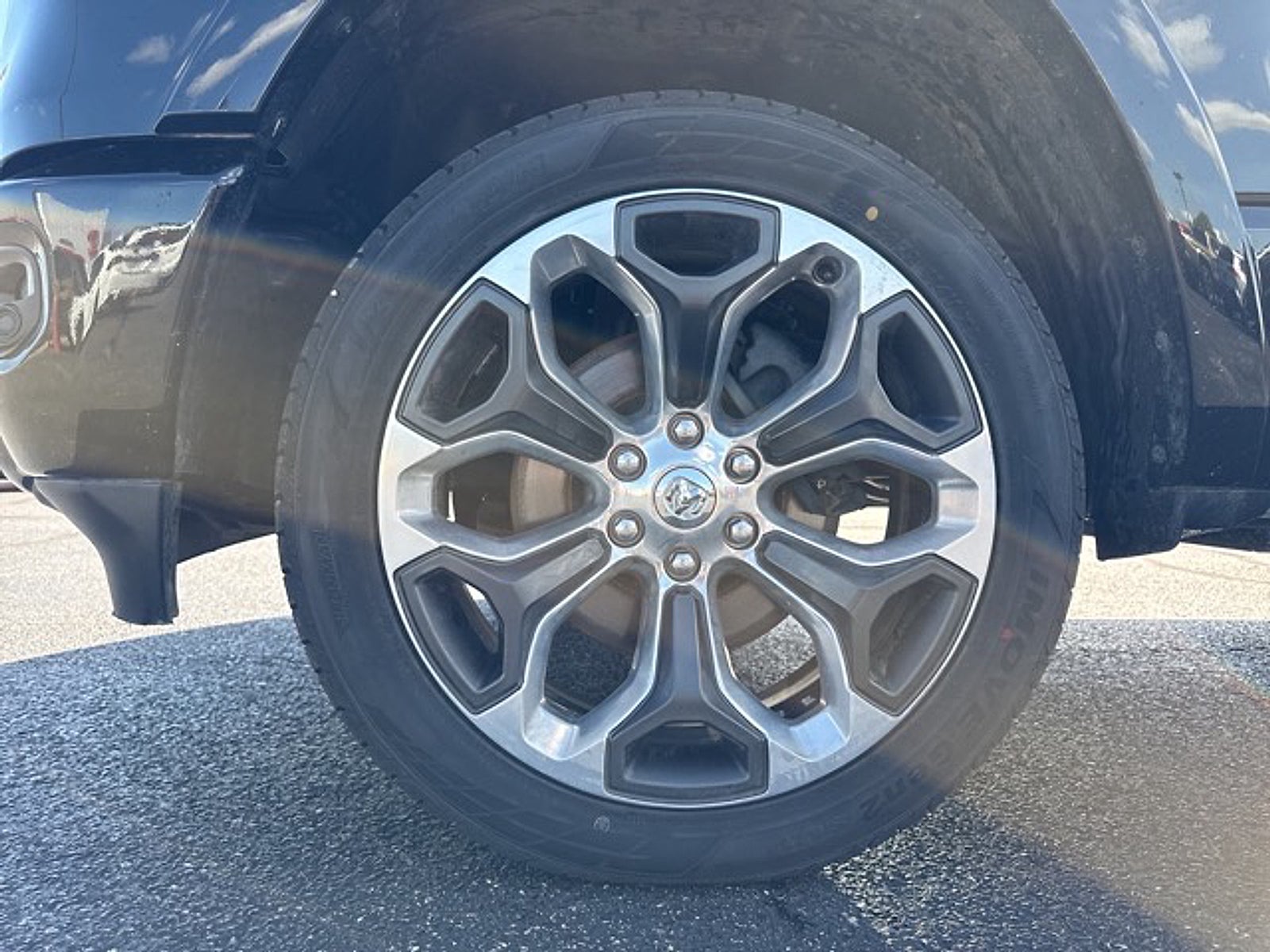 2022 RAM 1500 Limited Crew Cab 4x4 5'7" Box