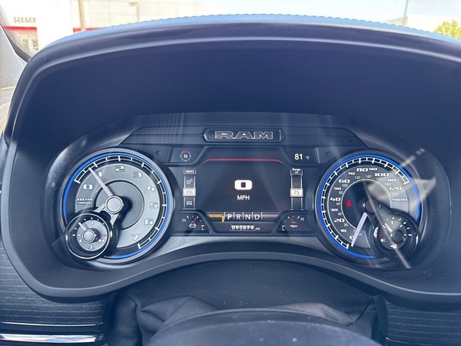 2022 RAM 1500 Limited Crew Cab 4x4 5'7" Box