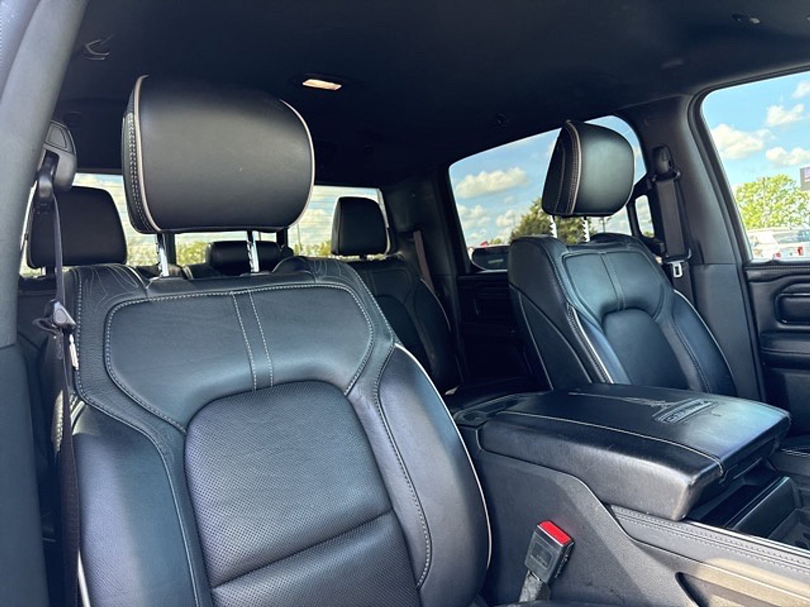 2022 RAM 1500 Limited Crew Cab 4x4 5'7" Box