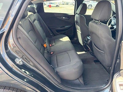 2017 Chevrolet Malibu 1LT