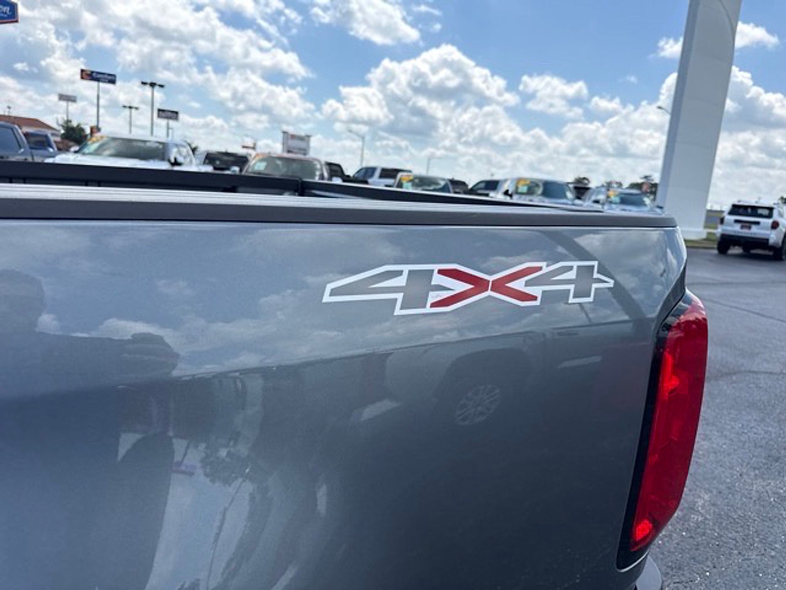 2022 Chevrolet Colorado 4WD Crew Cab Short Box LT