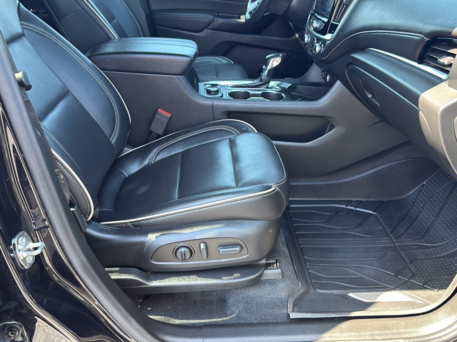 2022 Chevrolet Traverse Premier