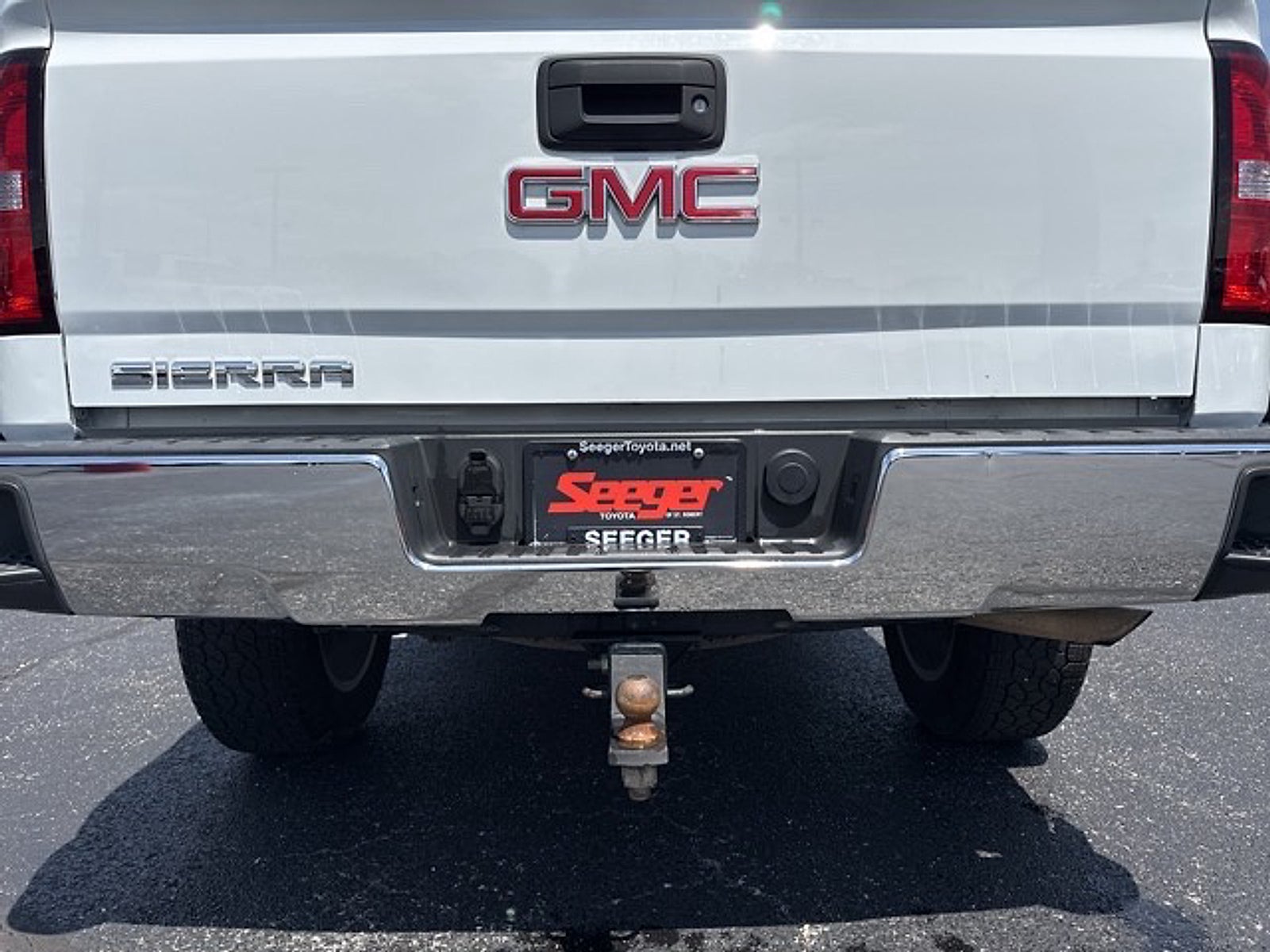 2015 GMC Sierra 1500 2WD Reg Cab 119.0"