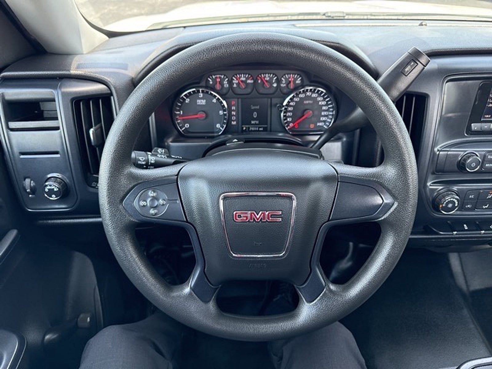 2015 GMC Sierra 1500 2WD Reg Cab 119.0"