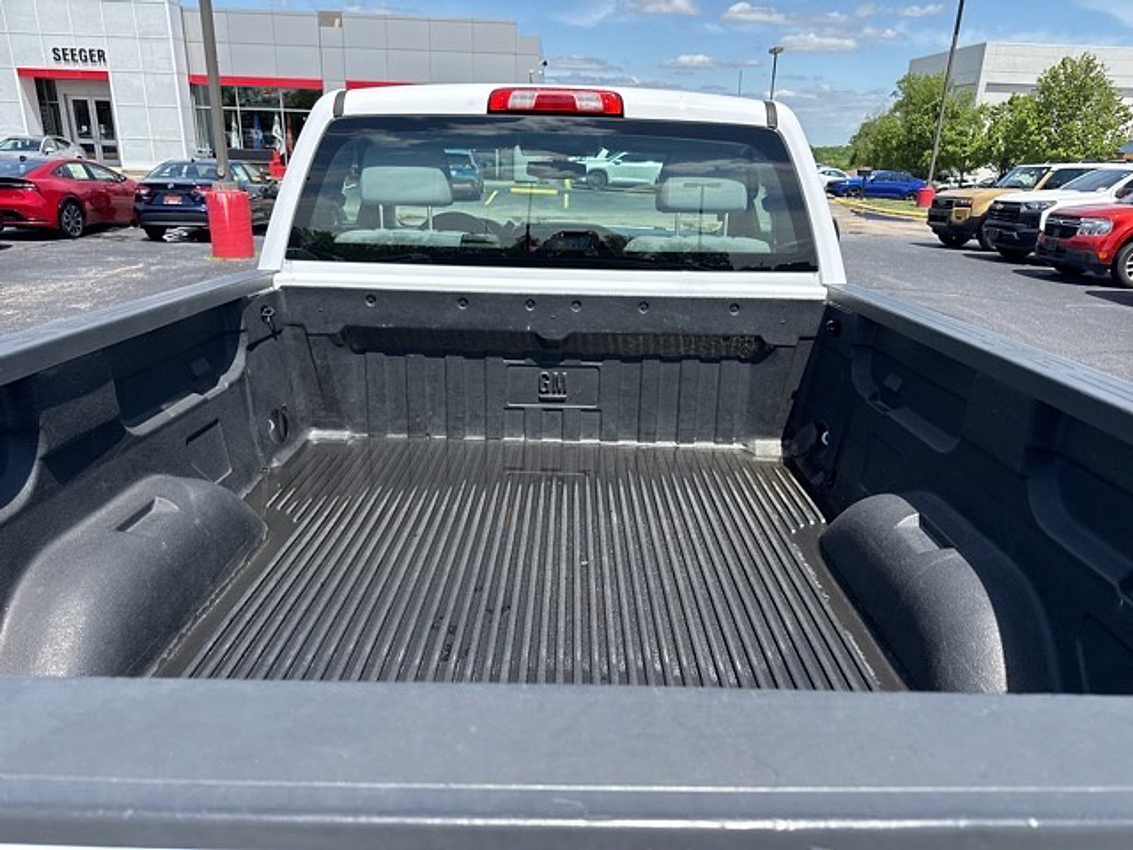 2015 GMC Sierra 1500 2WD Reg Cab 119.0"