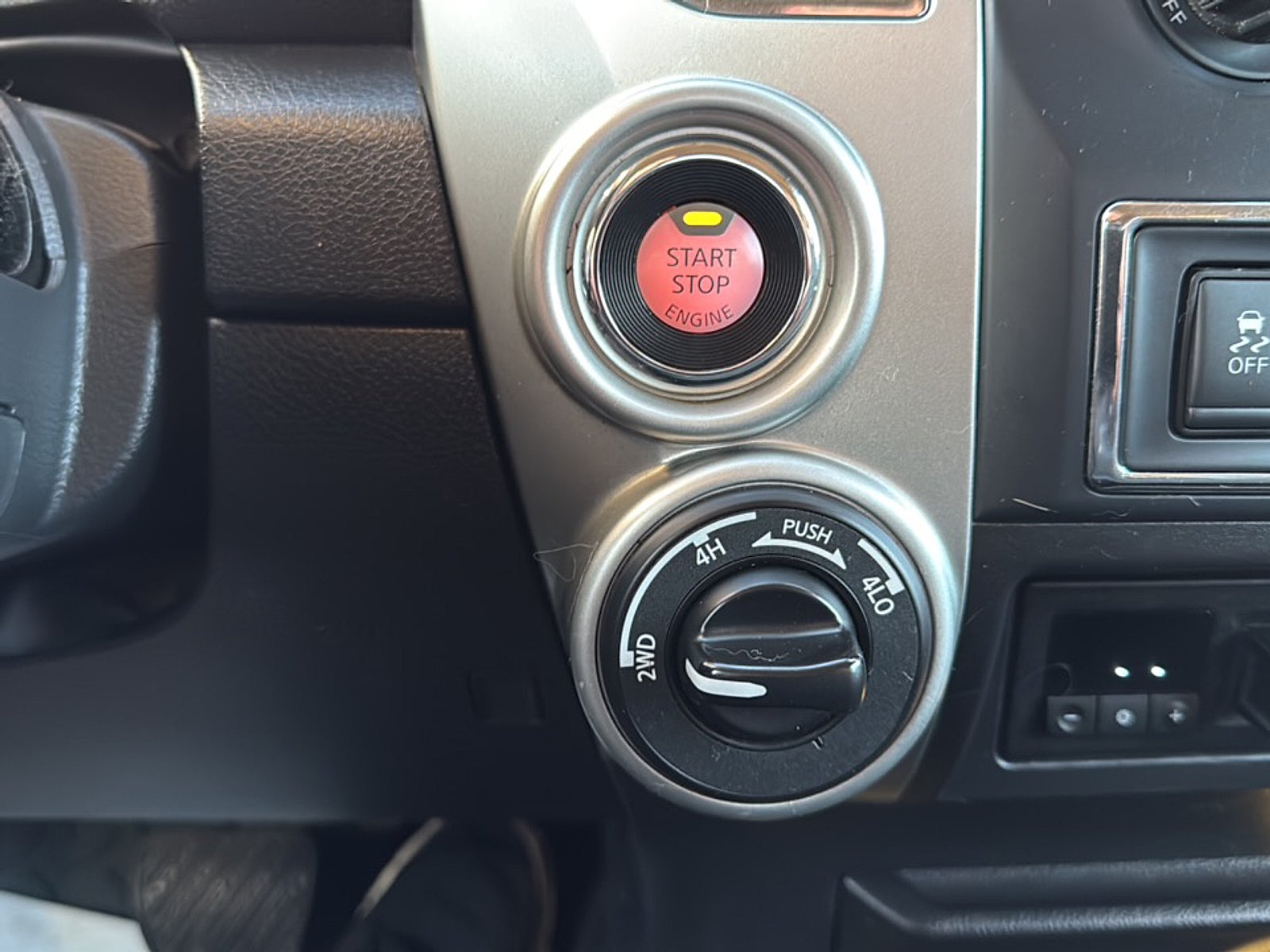 2017 Nissan Titan XD SV