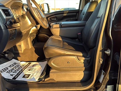 2017 Nissan Titan XD SV