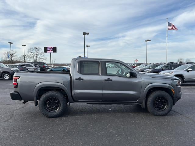 2022 Nissan Frontier Crew Cab S 4x4