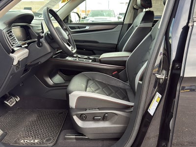 2024 Volkswagen Atlas 2.0T Peak Edition SEL