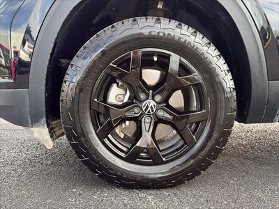 2024 Volkswagen Atlas 2.0T Peak Edition SEL