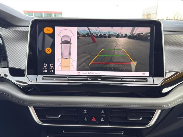 2024 Volkswagen Atlas 2.0T Peak Edition SEL