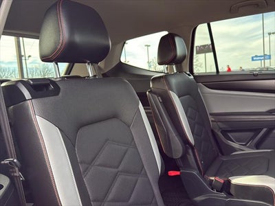 2024 Volkswagen Atlas 2.0T Peak Edition SEL