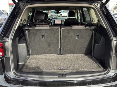 2024 Volkswagen Atlas 2.0T Peak Edition SEL