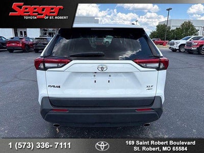 2025 Toyota RAV4 XLE