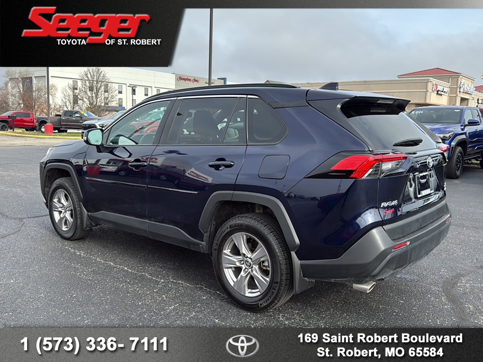 2022 Toyota RAV4 XLE