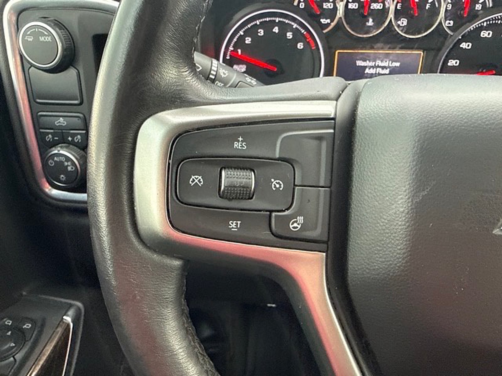 2021 Chevrolet Silverado 1500 2WD Crew Cab Short Bed LT