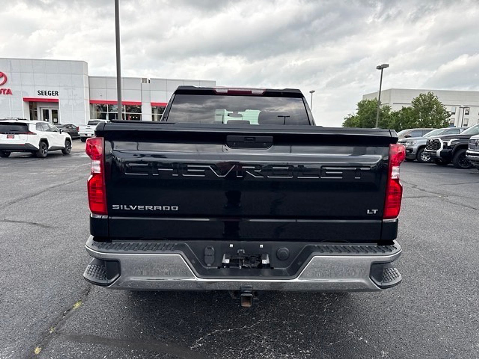 2021 Chevrolet Silverado 1500 2WD Crew Cab Short Bed LT