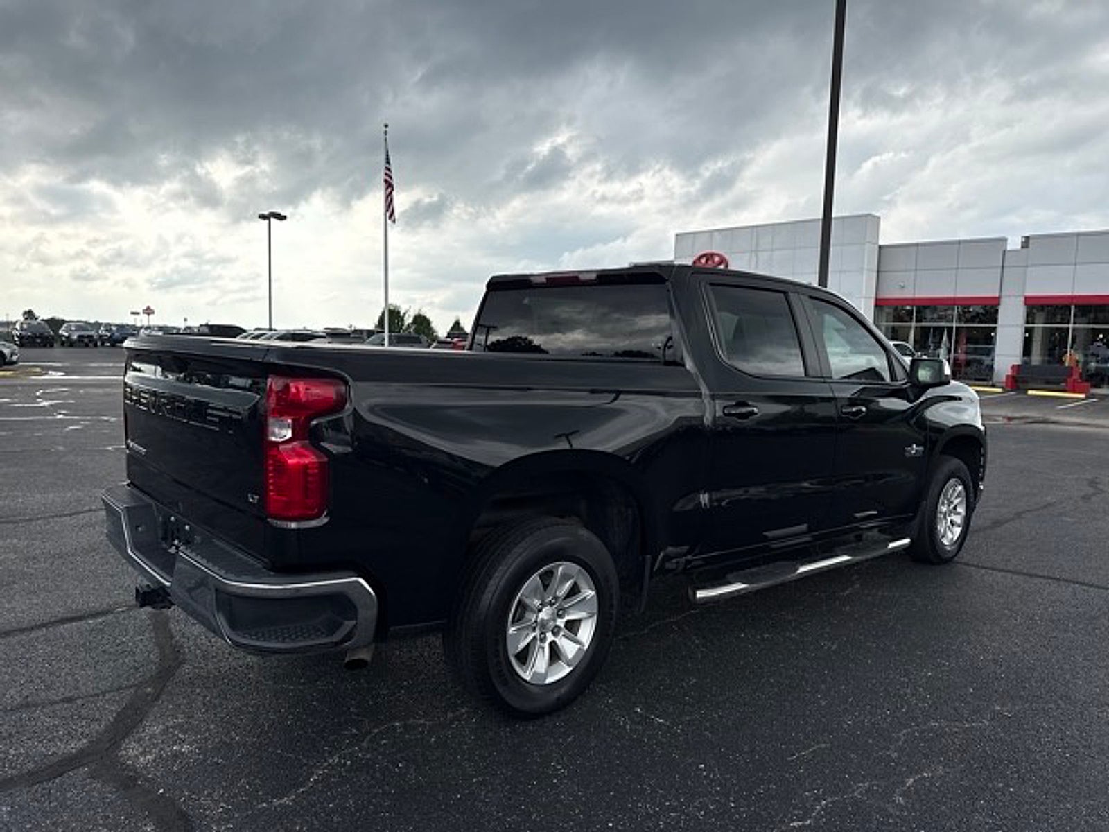 2021 Chevrolet Silverado 1500 2WD Crew Cab Short Bed LT
