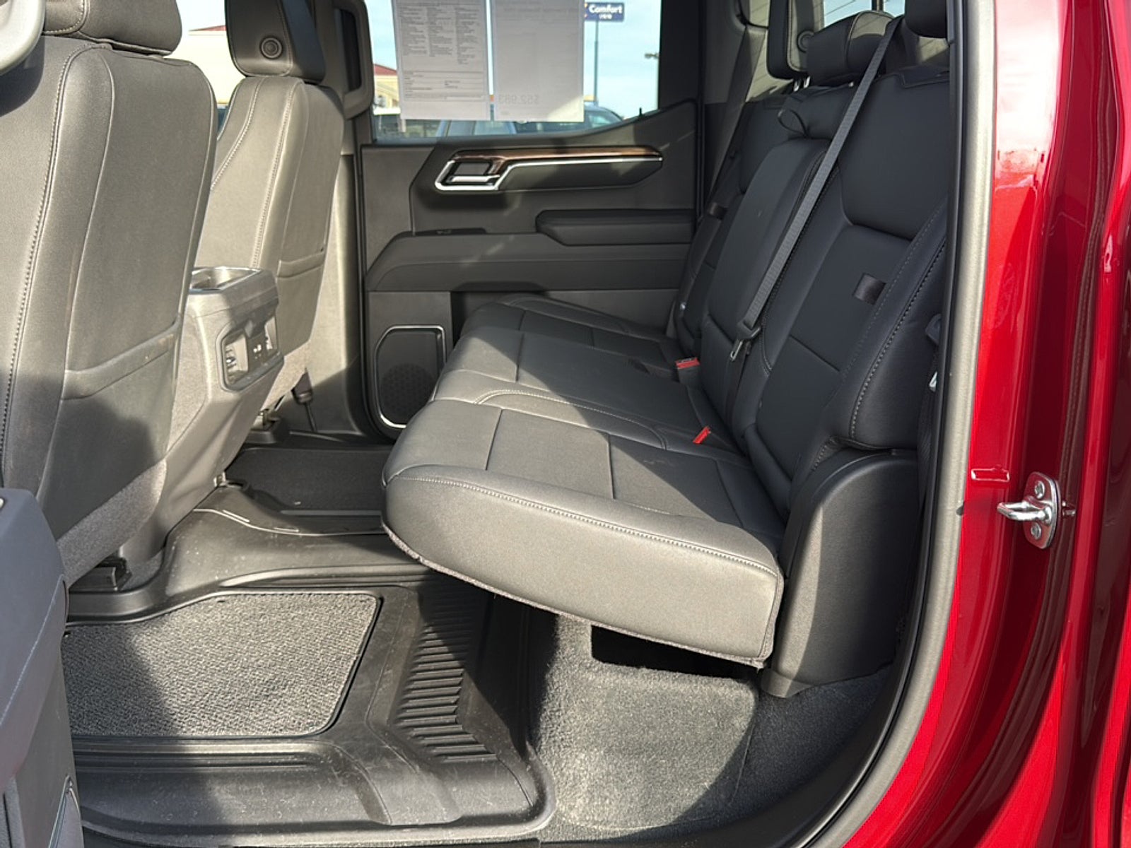 2025 Chevrolet Silverado 1500 4WD Crew Cab Short Bed RST