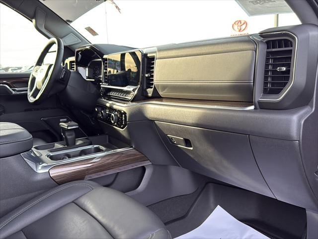 2025 Chevrolet Silverado 1500 4WD Crew Cab Short Bed RST