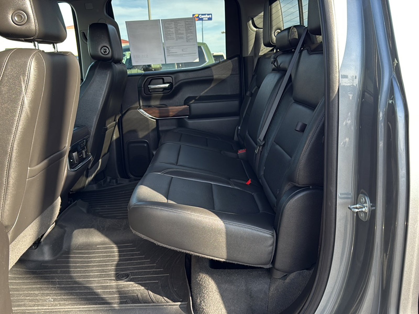 2020 GMC Sierra 1500 4WD Crew Cab Short Box SLT