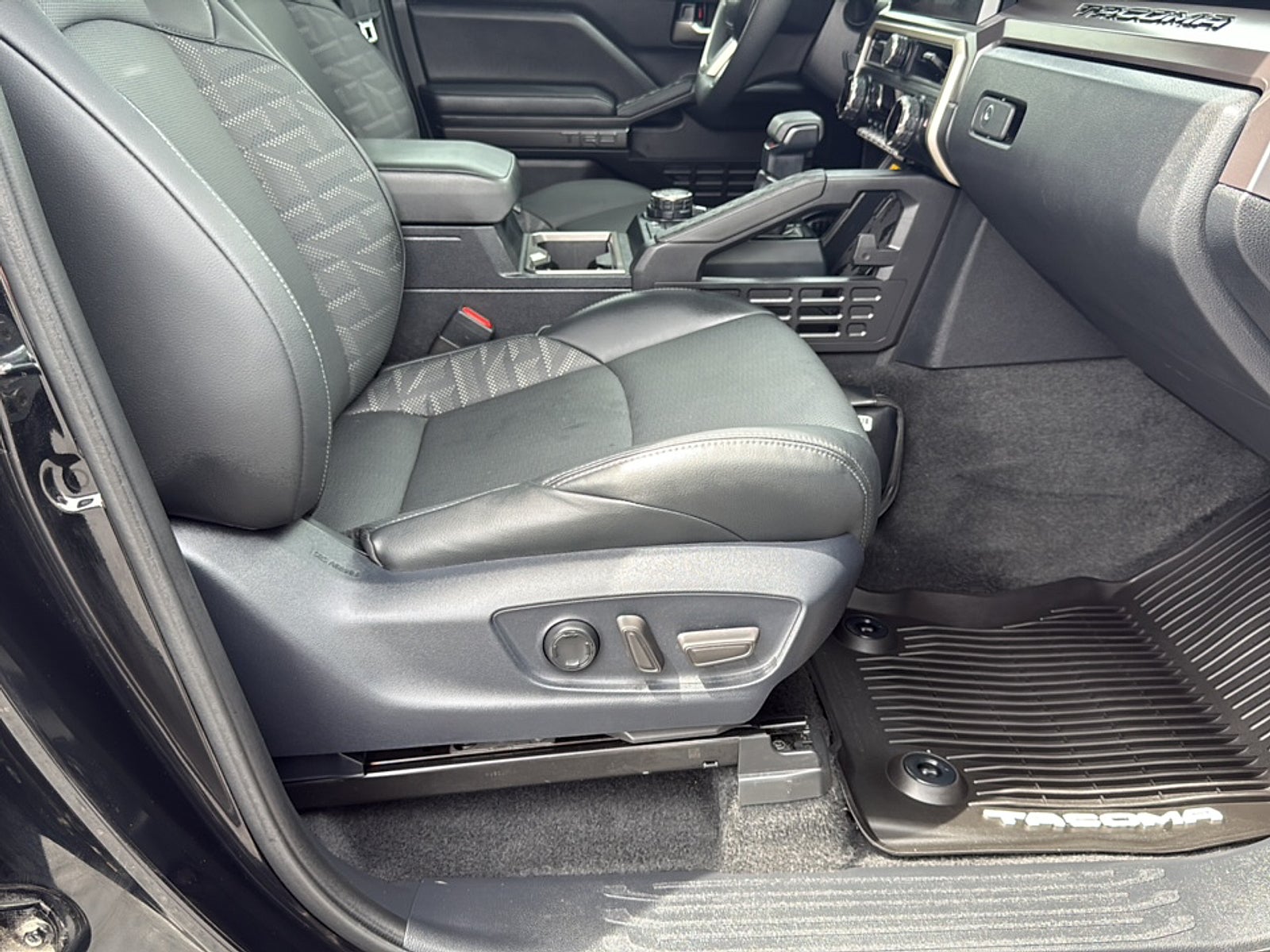 2024 Toyota Tacoma 4WD TRD Sport