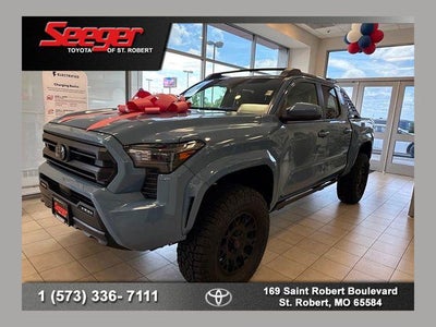 2026 Toyota Tacoma 4WD SR5