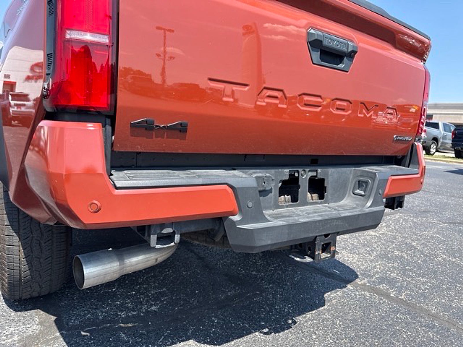 2025 Toyota Tacoma Hybrid TRD Off Road