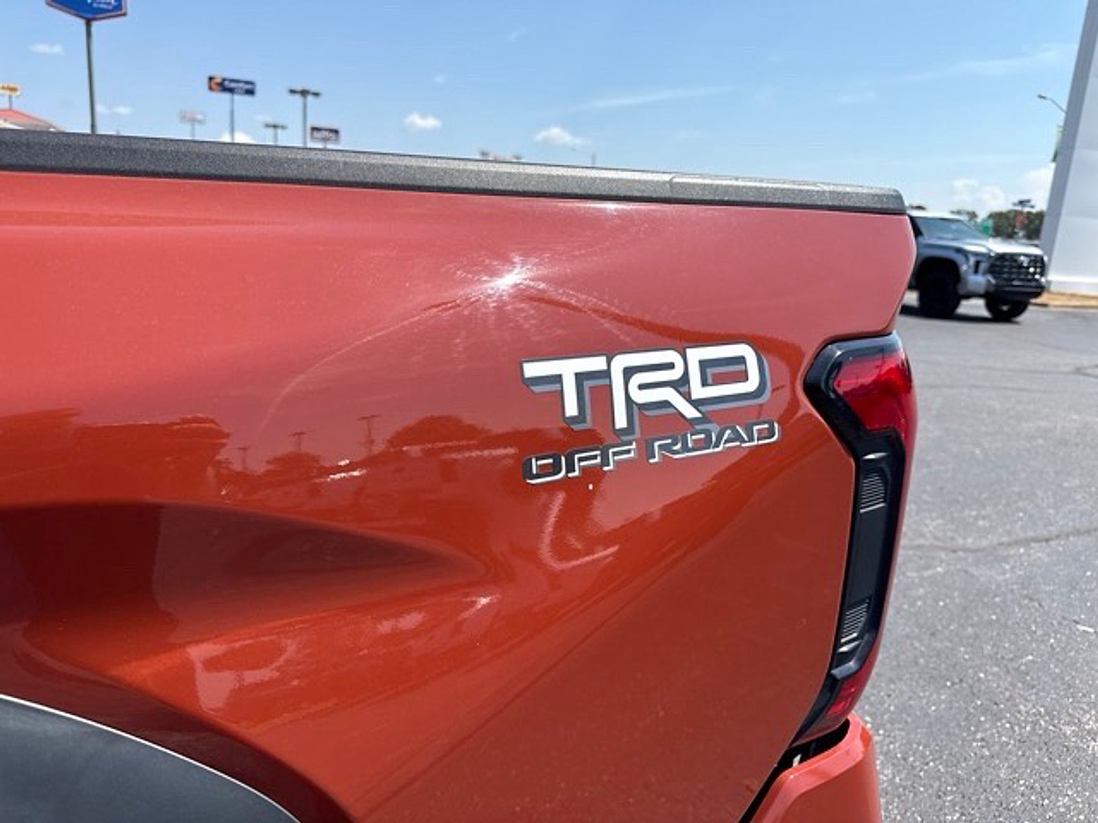 2025 Toyota Tacoma Hybrid TRD Off Road