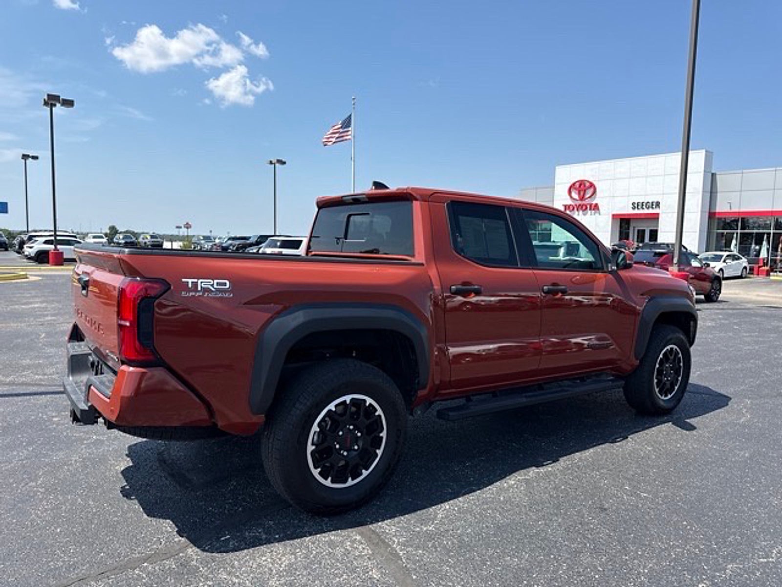 2025 Toyota Tacoma Hybrid TRD Off Road