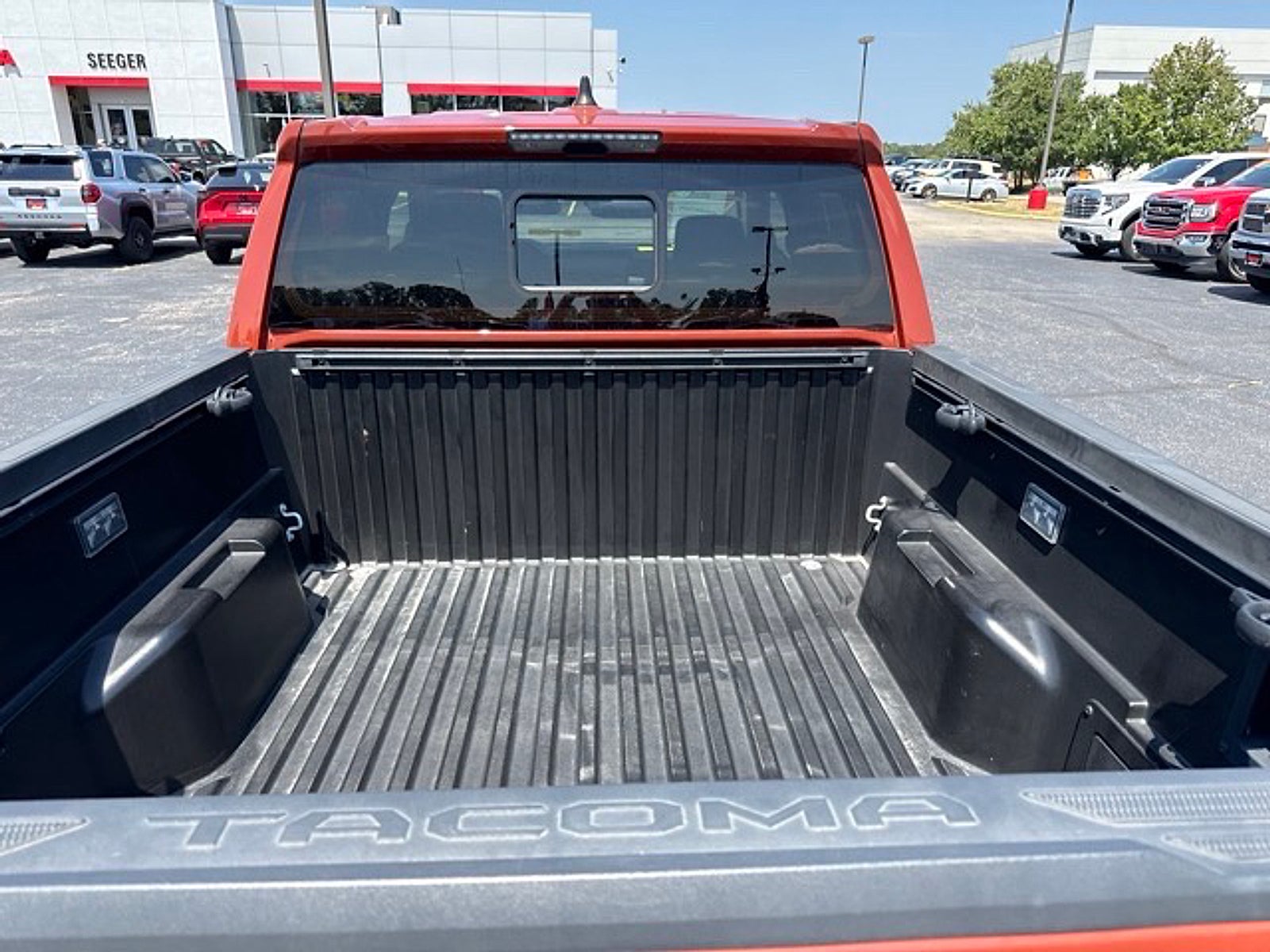 2025 Toyota Tacoma Hybrid TRD Off Road