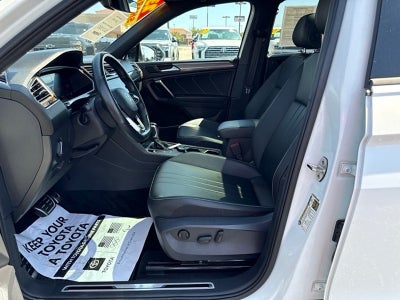 2023 Volkswagen Tiguan 2.0T SE R-Line Black